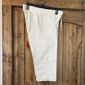 Chaps Women's White Cargo